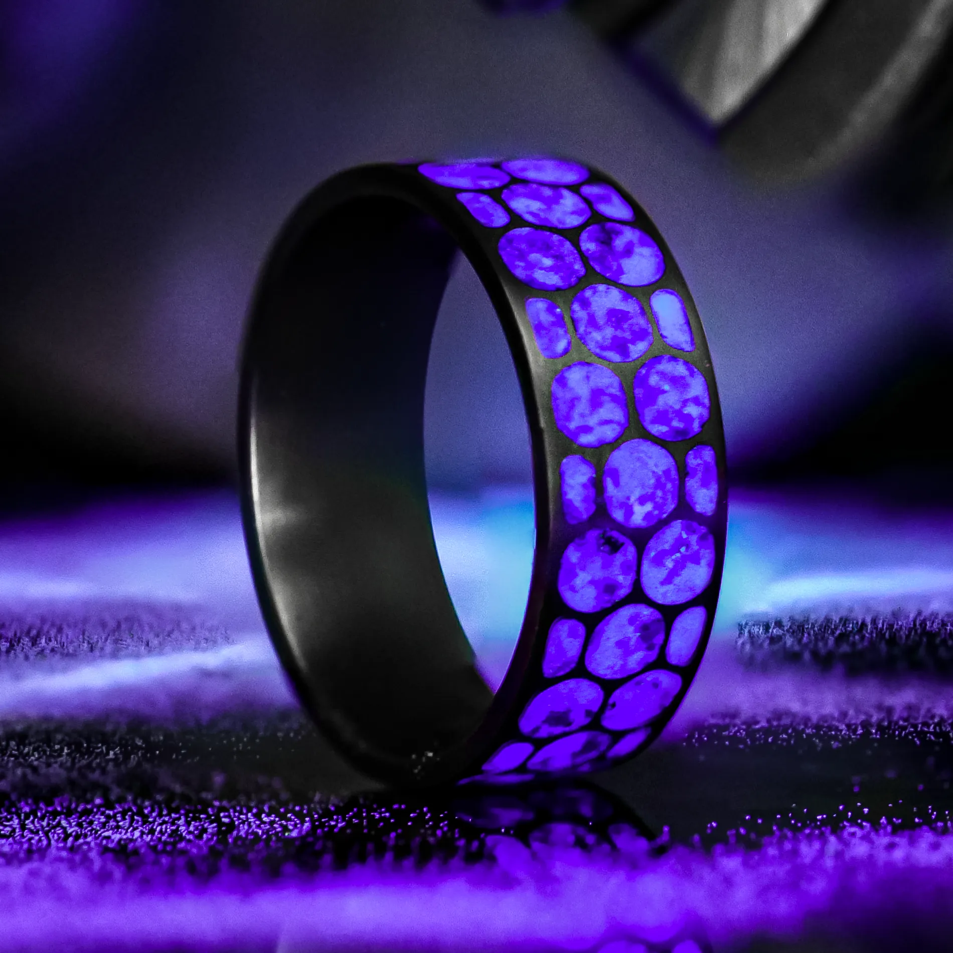 Custom Hexagon Titanium Glowstone Ring