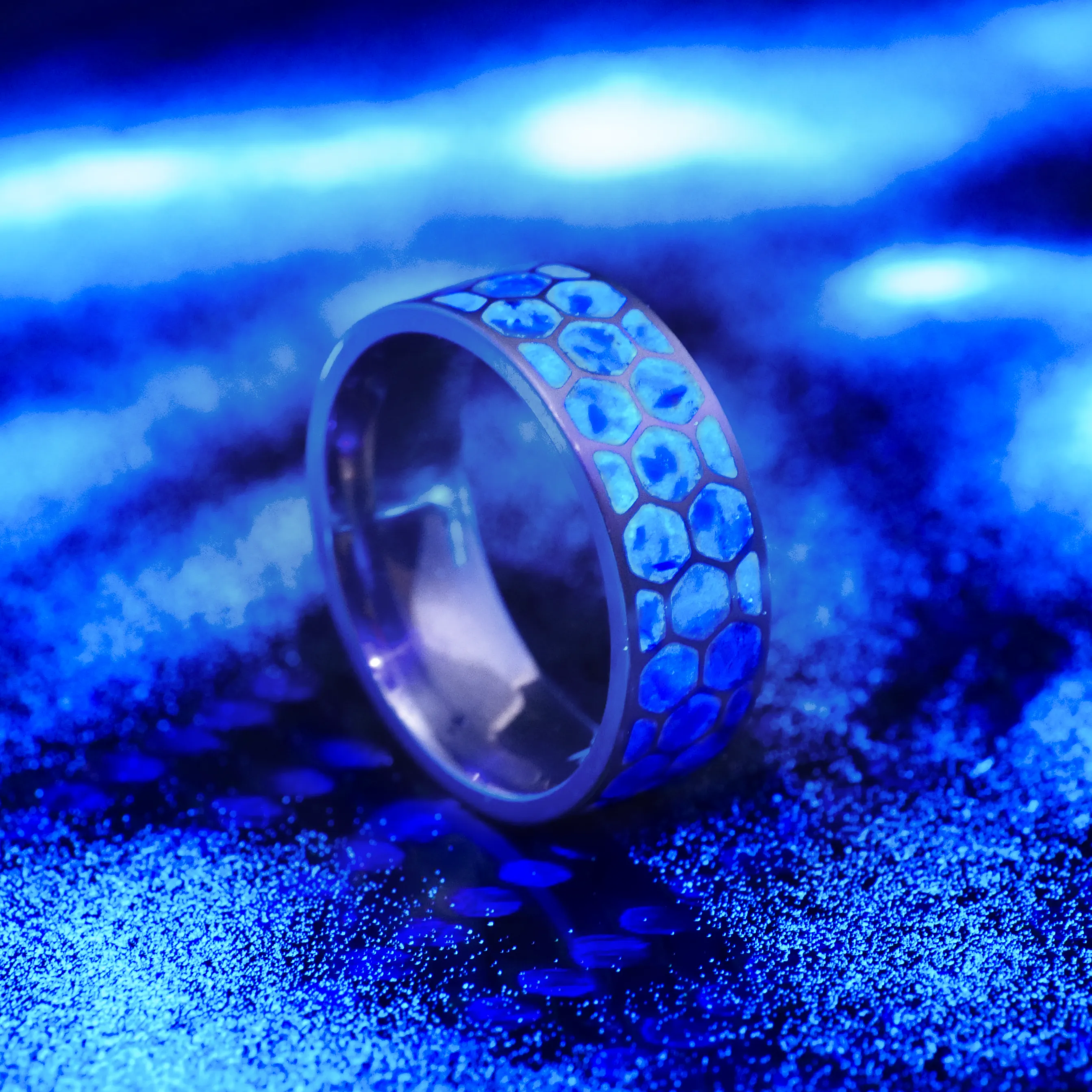 Custom Hexagon Titanium Glowstone Ring
